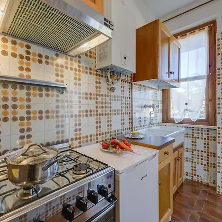 Villa Fiorita Apartments - Happy Rentals Sirmione Exterior photo